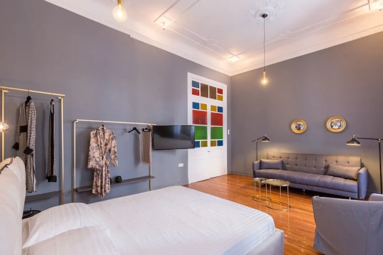 1 Bedroom Apartment with balcony and with city view