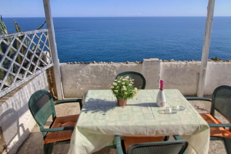 1 Bedroom Apartment with balcony