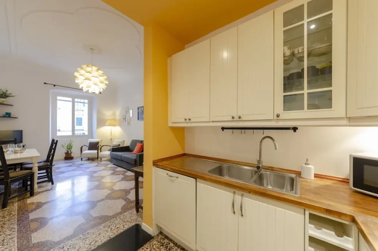 2 Bedrooms Apartment