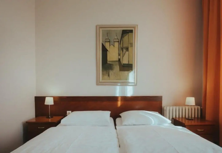 Standard Twin room with balcony