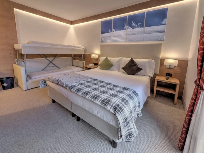 Superior Quadruple room