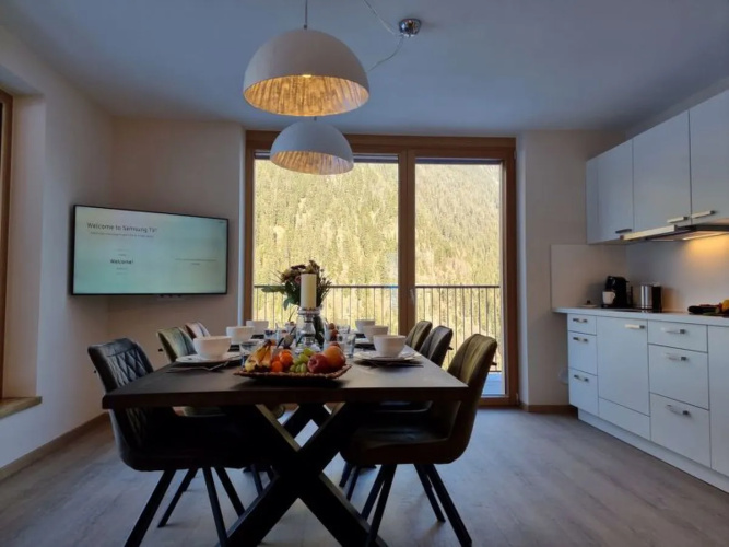 Apartment Top 5 See