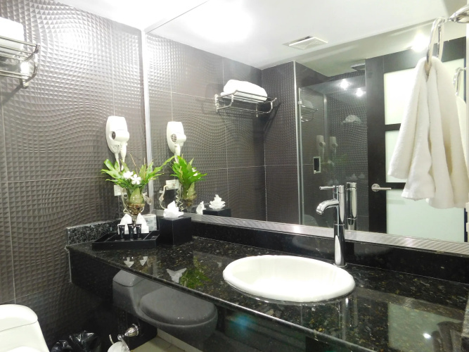 Riande Aeropuerto Hotel & Casino photo 15