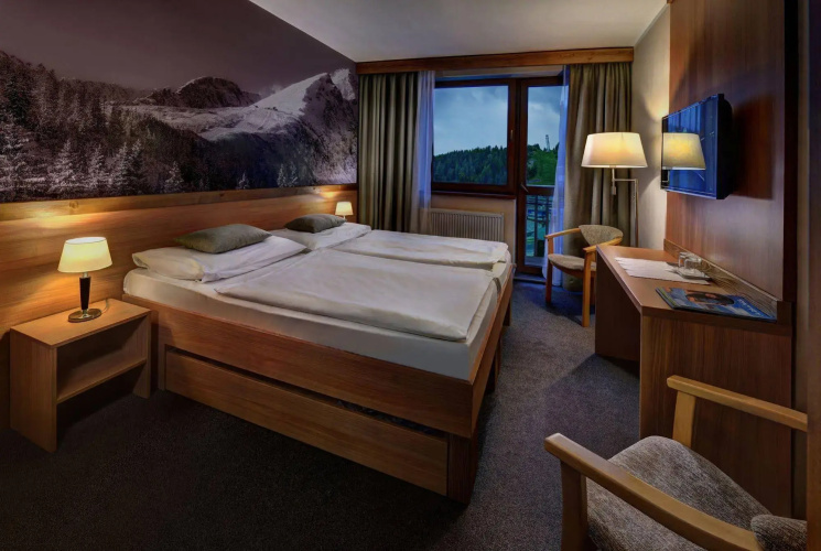 Hotel FIS