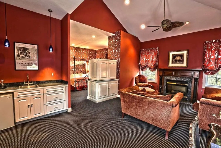Deluxe Double Suite