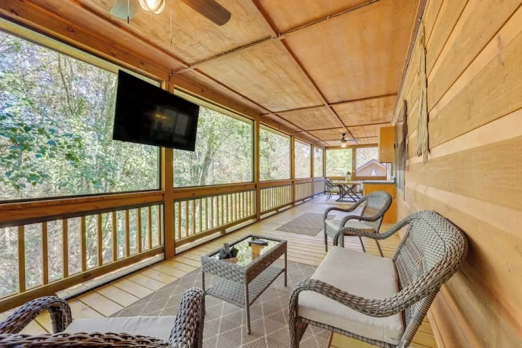 3 Bedrooms Cottage