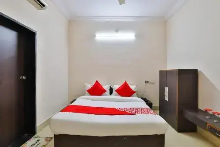 Hotel Kavya by OYO Rooms