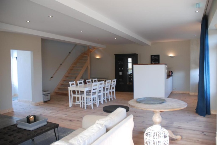 3 Bedrooms Cottage