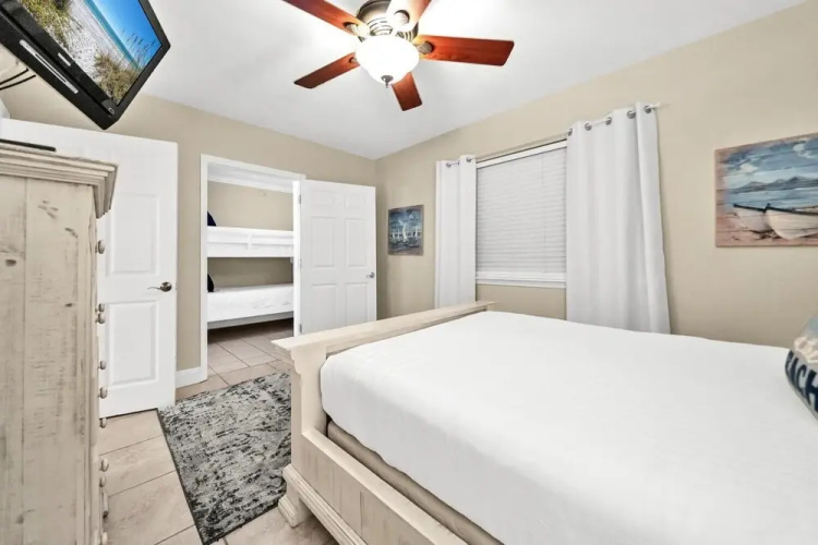 Emerald Beach 225