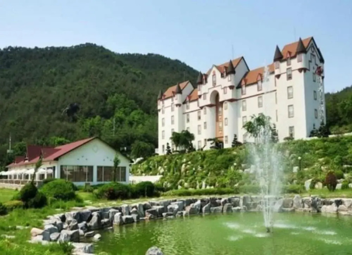 White Castle Resort