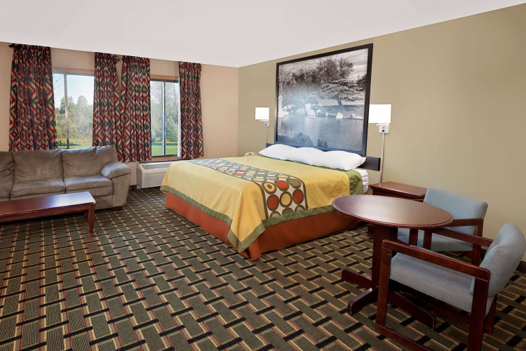 Econo Lodge Canton North