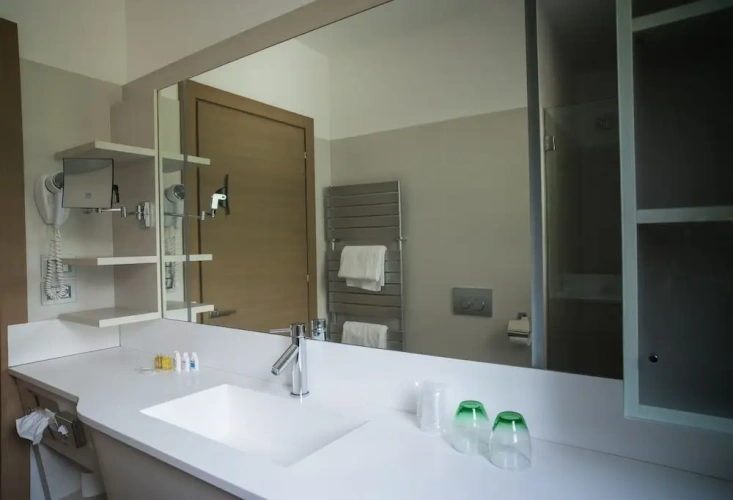 Double Suite