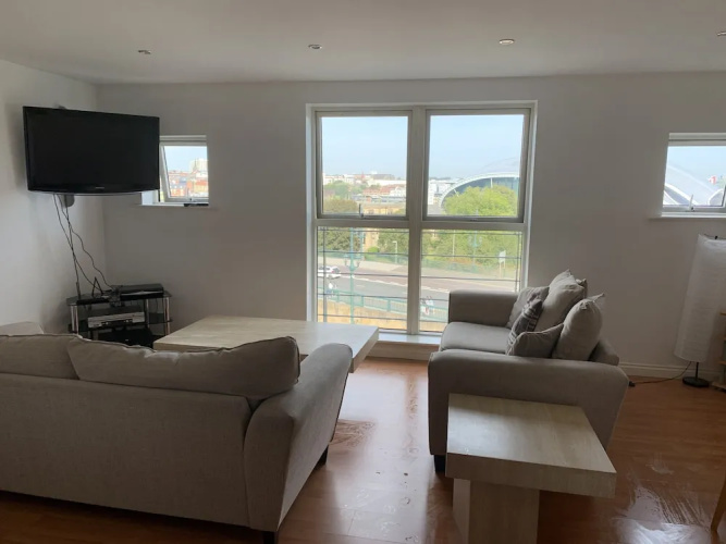Impeccable 2-bed Apartment in Gateshead