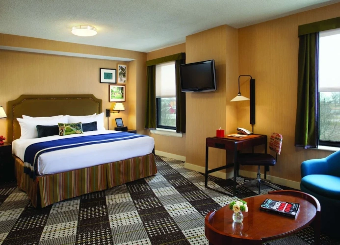 Accessible Double Junior Suite