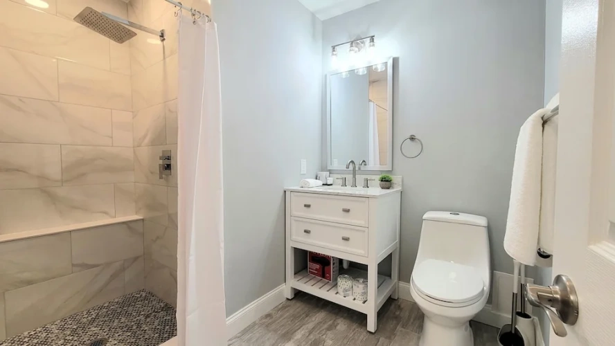 Premium Double Suite with courtyard view