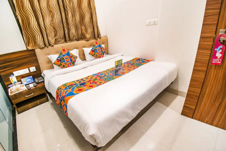 Fabhotel Grand Inn