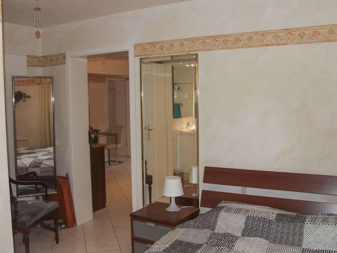 Tolstov-Hotels Apartment