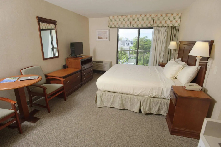 The Bay Resort
