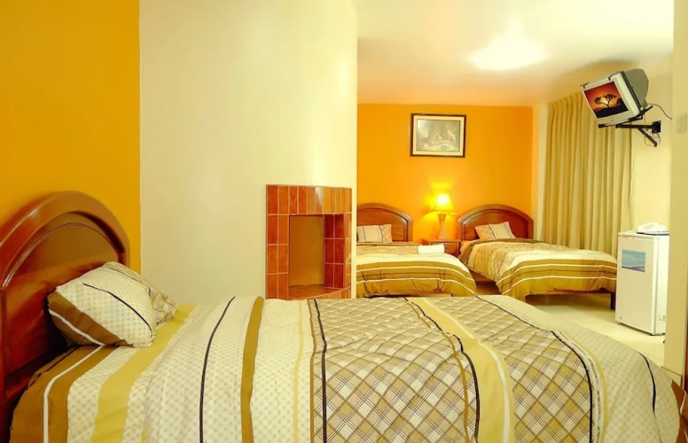 Standard Triple room