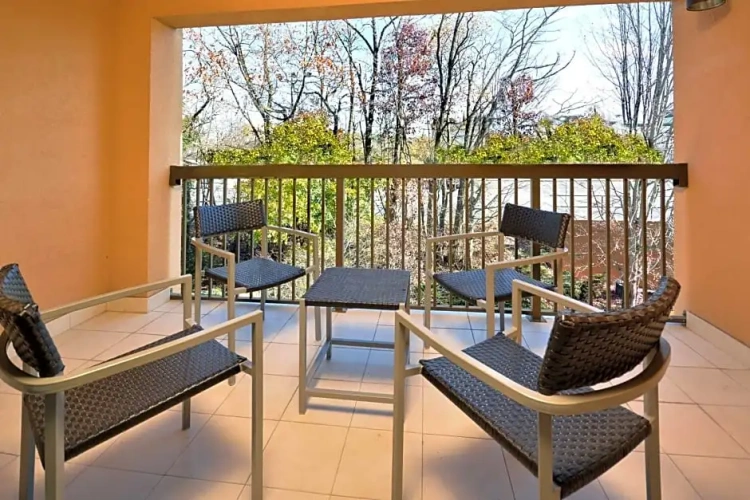 1 Bedroom Double Suite