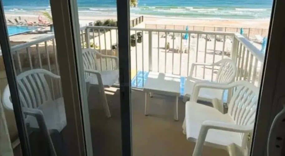 Superior Double room with balcony and with ocean view
