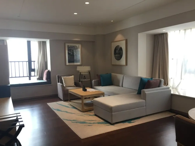 1 Bedroom Premier Suite