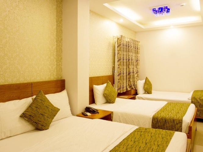 Standard Triple room