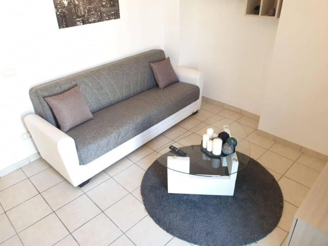 Charming 1-bed Apartment in Napoli