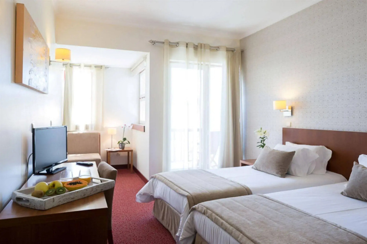 AMORAS – Country House Hotel