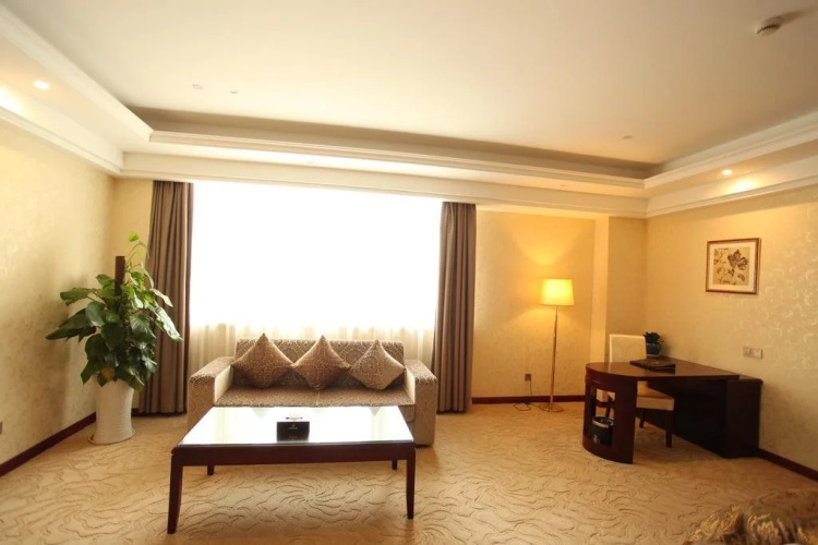 Jiaxing Yueshang Hotel