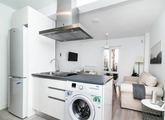 2 Bedrooms Apartment