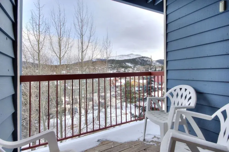 River Mtn Lodge E320