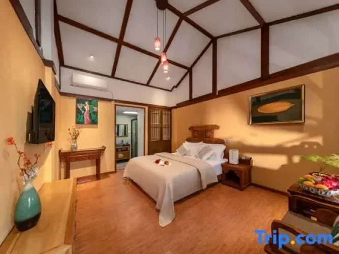 Standard Double room with view