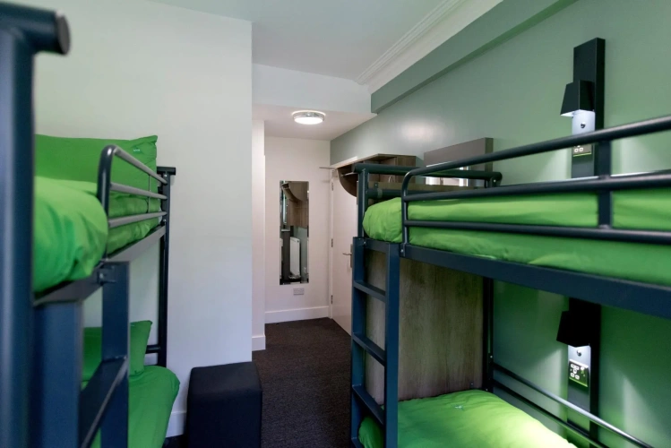 Standard Quadruple room