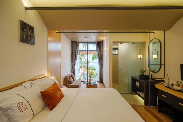 Standard Double room with pool view
