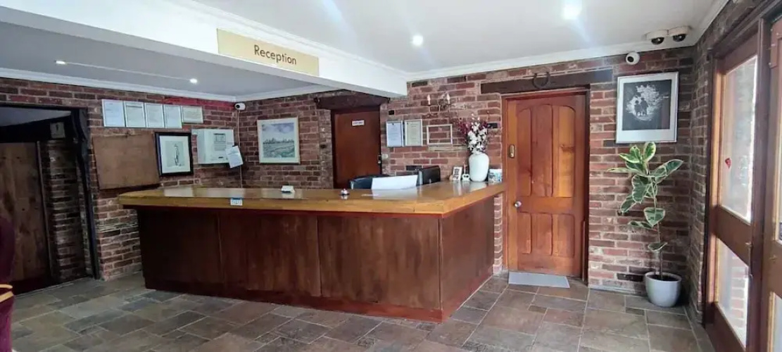 Rivenhall End Hotel