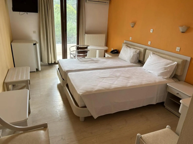 Pasiphae Hotel