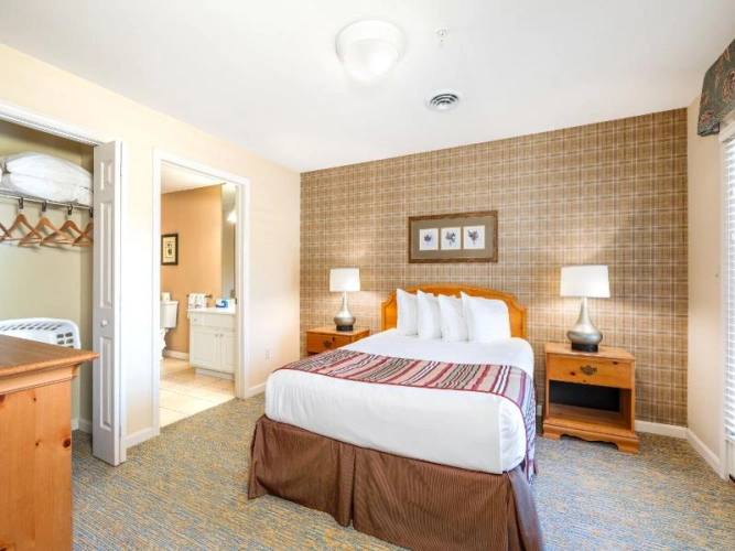 Standard Twin room with balcony
