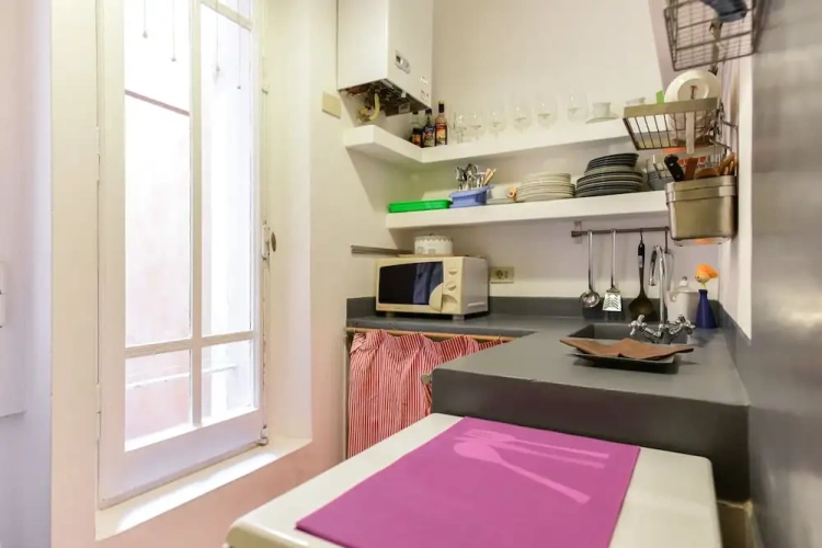 1 Bedroom Apartment
