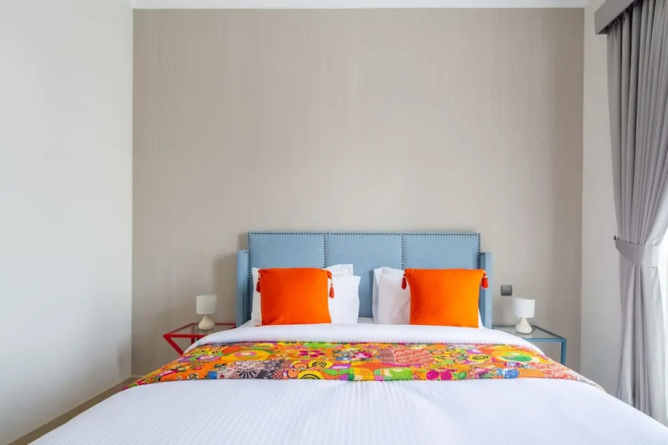 Pristine 2BR Apartment in Downtown Dubai - Sleeps 5!