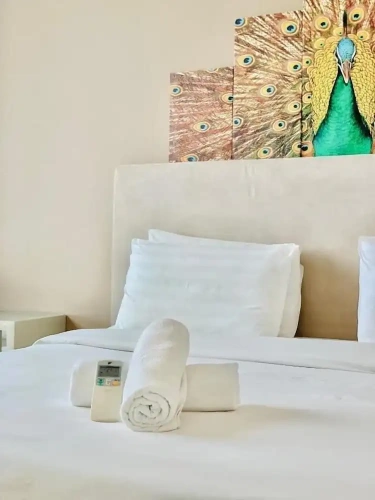 2 Bedrooms Family Apartment with city view