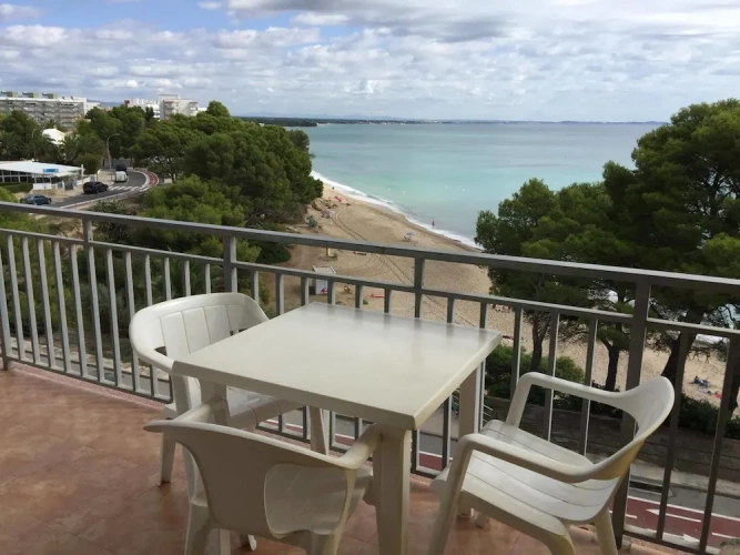 1 Bedroom Apartment with balcony