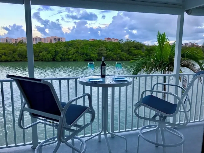 2 Bedrooms Apartment with balcony