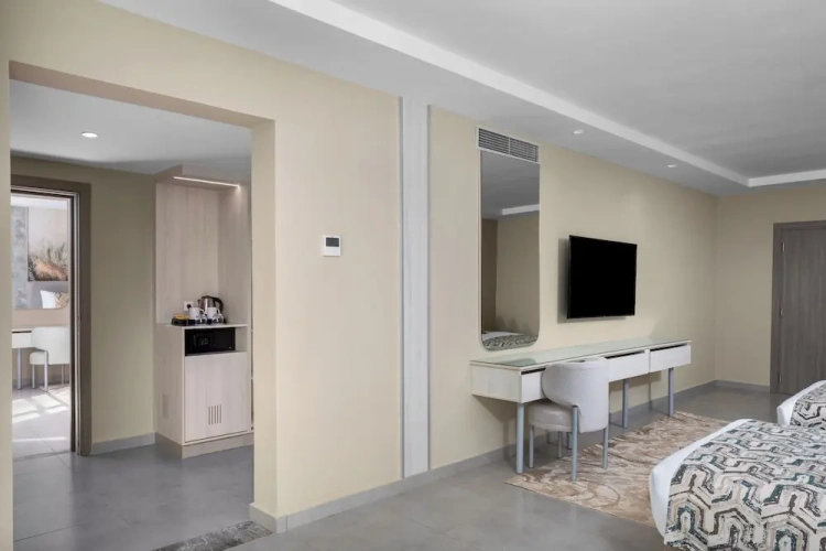 Deluxe Family room