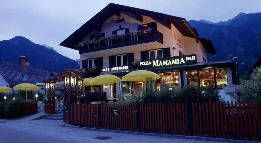 Hotel Garni Lisa - Cafe Annemarie