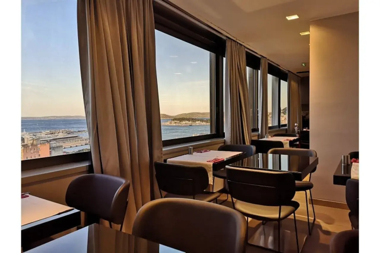 The View Luxury Rooms