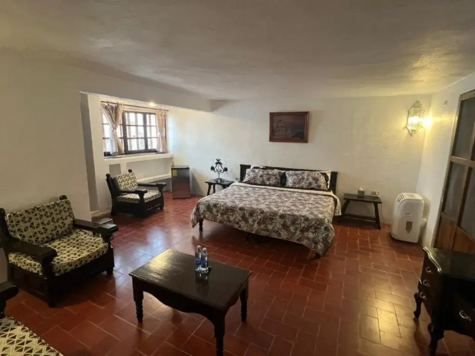 Posada De Las Monjas