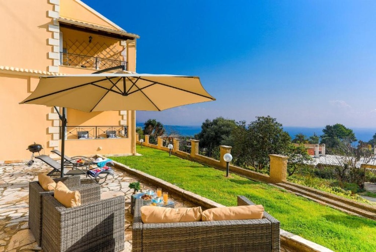 2 Bedrooms Double Villa