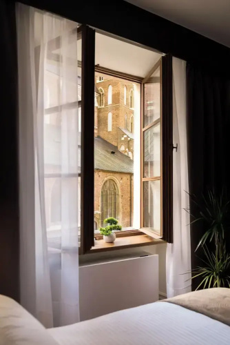 Main Square Prestige Suites -Staymoovers