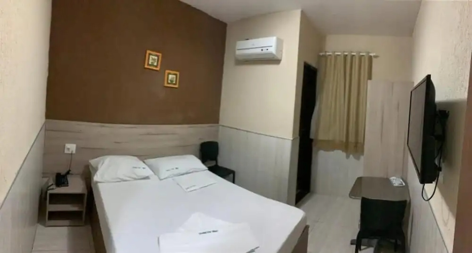 Hotel Uzi Mar